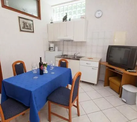 Bujan Apartamento